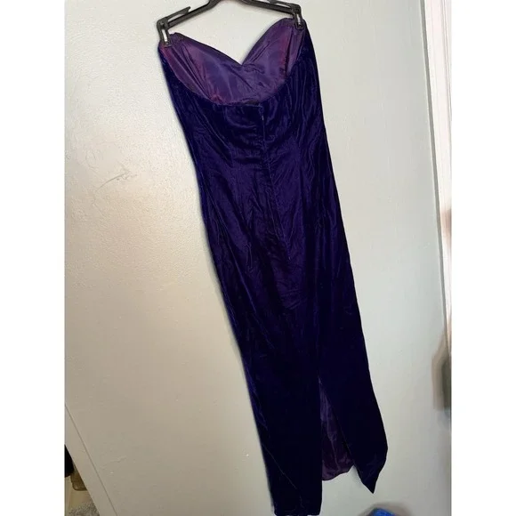 Eugene Alexander deep purple velvet strapless jeweled gown size 6.‎ 1980s Glam - Picture 11 of 11